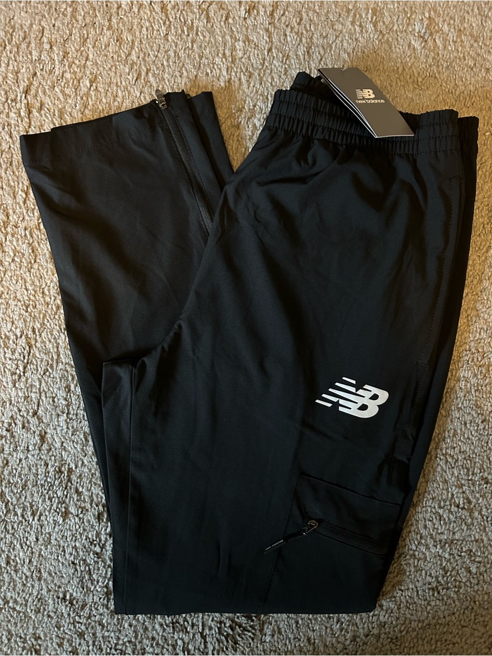 New Balance Men’s Black Athletic Pants Medium New!!